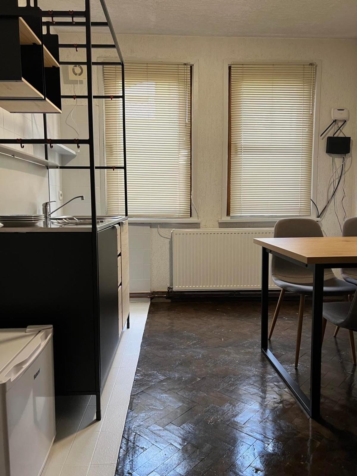 קרלובו White Guest House 2 מראה חיצוני תמונה