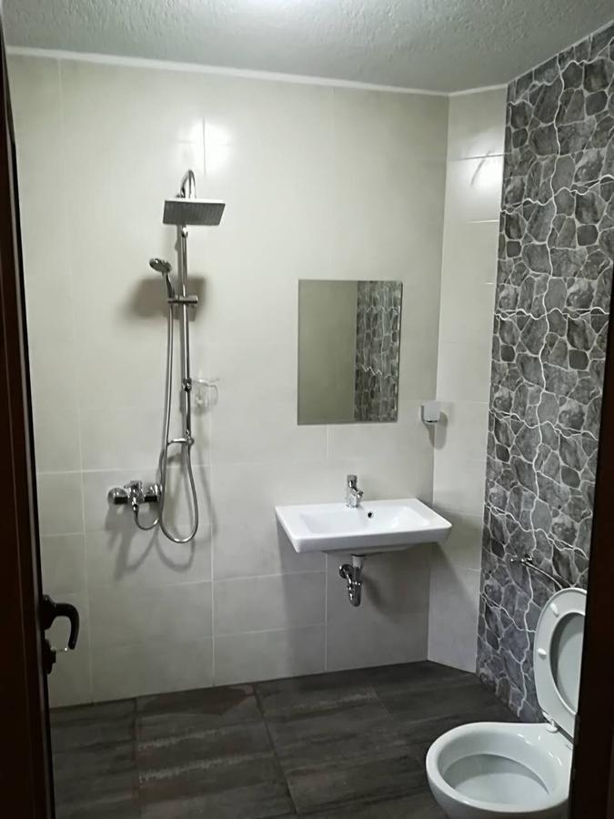 קרלובו White Guest House 2 מראה חיצוני תמונה